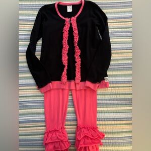 KPEA Size 6 two piece set with sweater and ruffle pants